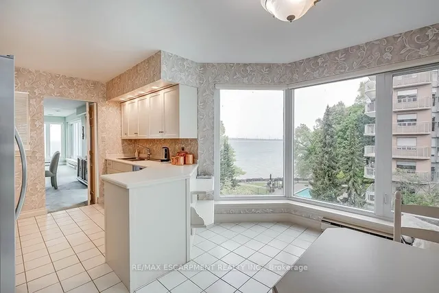 Additional image 14 of 2220 Lakeshore Rd Unit 23