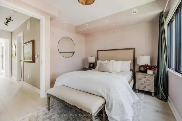 Additional image 17 of 1331 Queen St Unit TH2