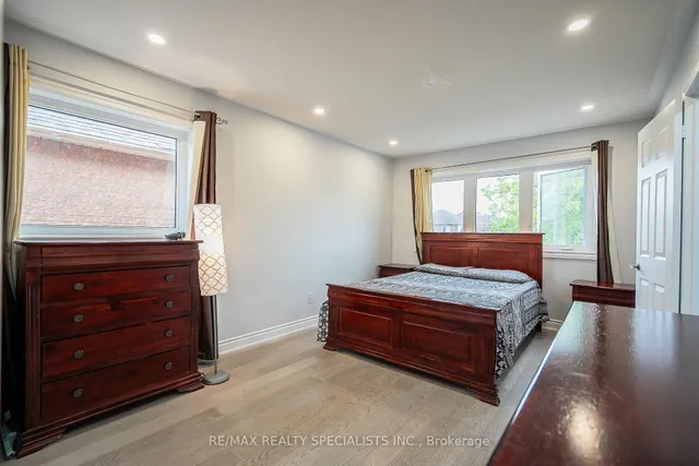 Additional image 30 of 56 Hood Cres