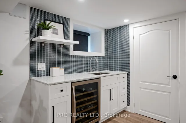 Additional image 36 of 12 Mortimer Ave