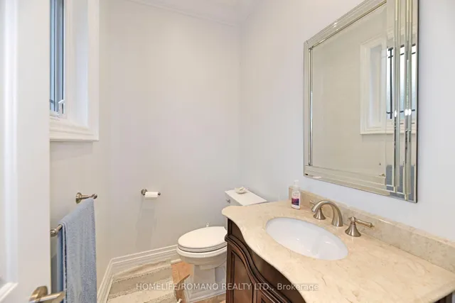 Additional image 36 of 566 Mcroberts Ave