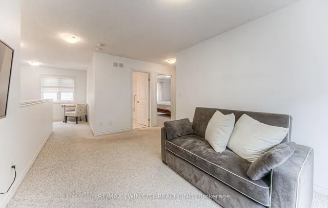 Additional image 27 of 26 SPRING CREEK St