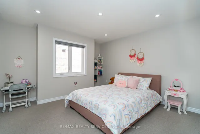Additional image 34 of 109 Benhurst Cres