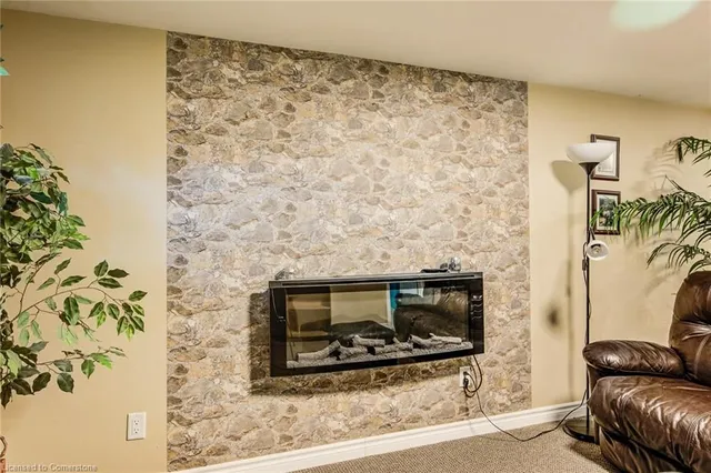 Additional image 30 of 102 Sugar Maple St