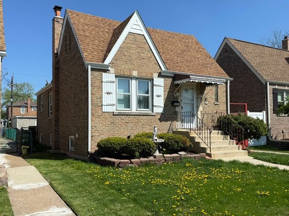 5221 S Mayfield Ave, Chicago, IL 60638