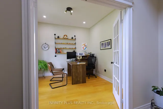 Additional image 3 of 3 Lacoste Blvd