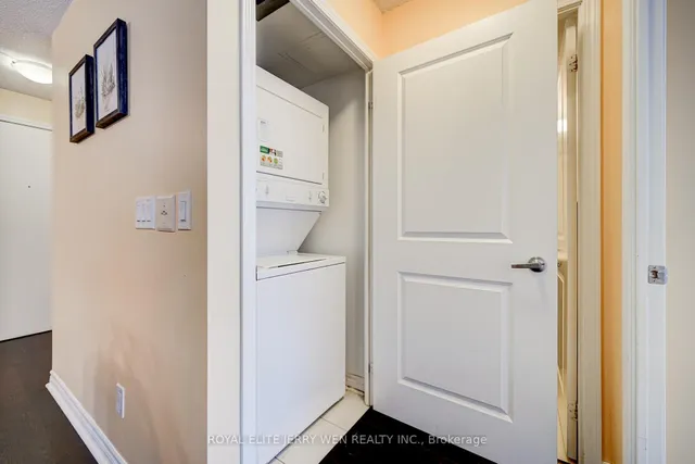 Additional image 22 of 27 Rean Dr Unit 304