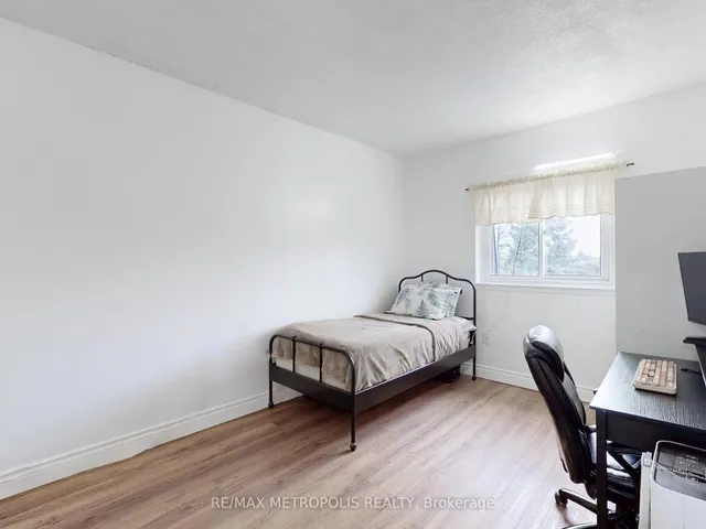 Additional image 27 of 140 Ling Rd Unit 104