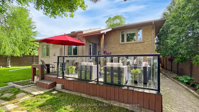 Additional image 27 of 12 Carousel Crt