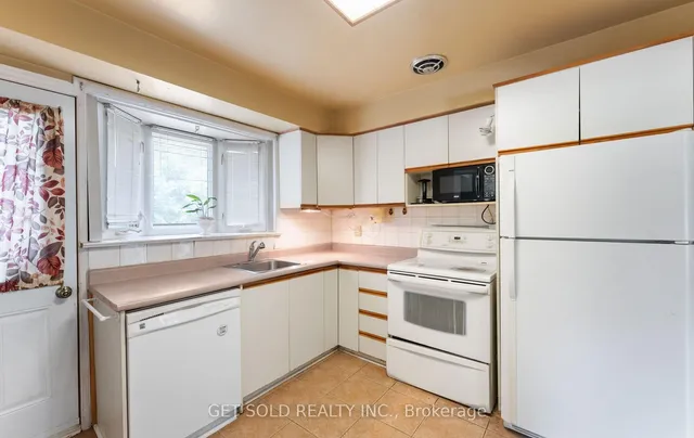 Additional image 17 of 40 Bankfield Dr