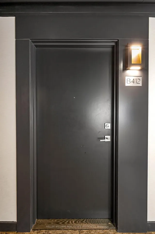 Additional image 8 of 5240 Dundas St Unit B412