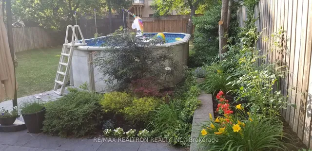 Additional image 37 of 206 Burndale Ave