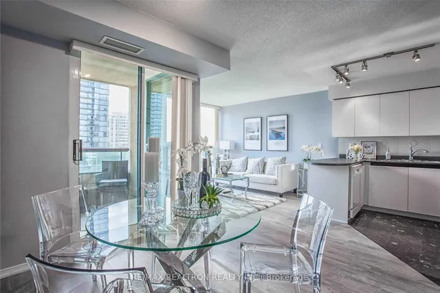 Additional image 7 of 238 Doris Ave Unit 1101