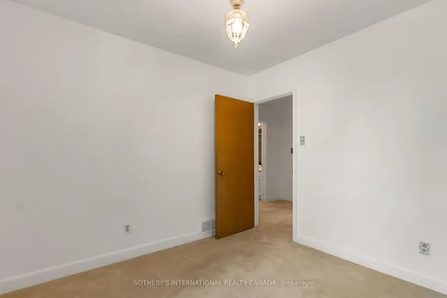 Additional image 31 of 9 Queensborough Cres