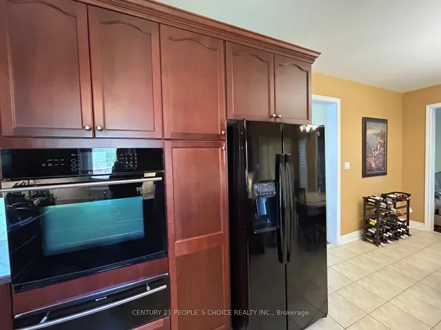 Additional image 10 of 128 Mount Royal Circ