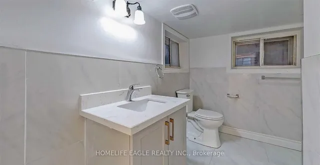 Additional image 24 of 82 Haslam St