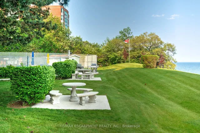 Additional image 5 of 5280 Lakeshore Rd Unit 205