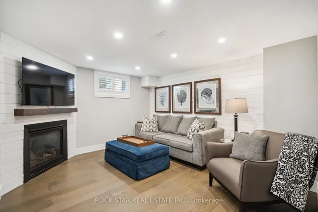 Additional image 28 of 298 Kent Cres