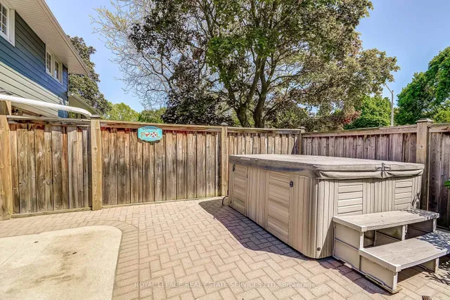 Additional image 46 of 351 Strathcona Dr