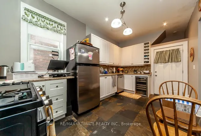 Additional image 38 of 17 Fairleigh Ave