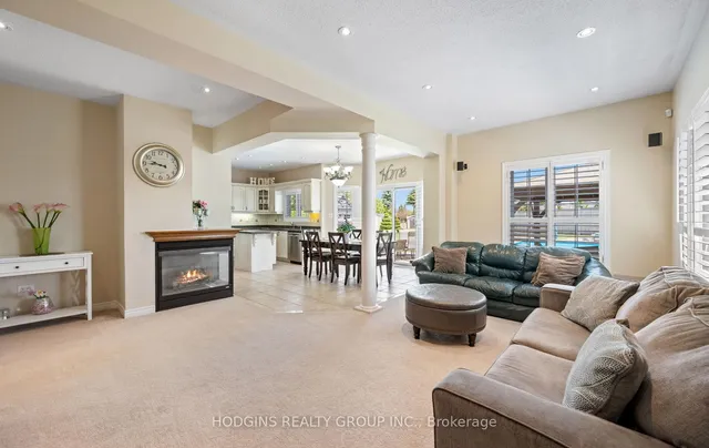 Additional image 16 of 1376 Avon Dr