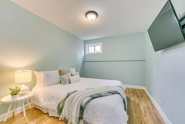 Additional image 26 of 2362 Sinclair Circ