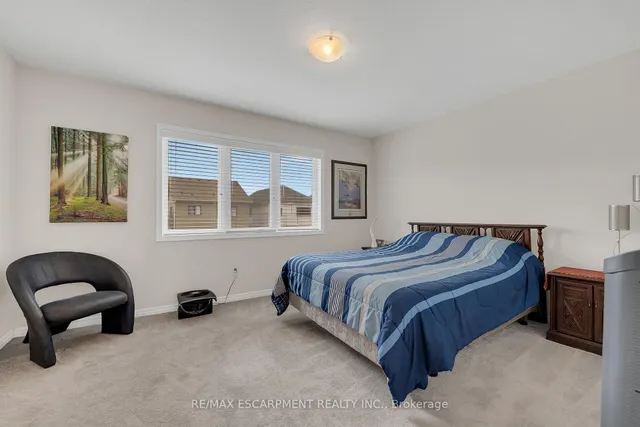 Additional image 30 of 57 Queen Mary Blvd