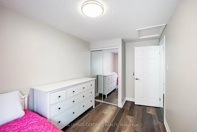 Additional image 18 of 17 Holmcrest Crt