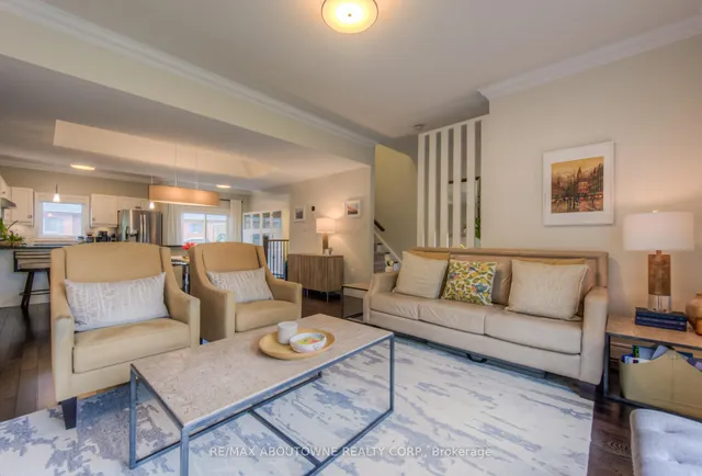 Additional image 20 of 44 Flamboro St Unit 7