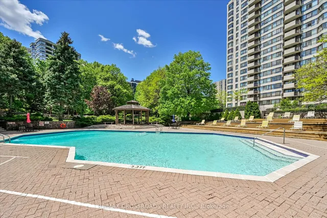 Additional image 25 of 275 Bamburgh Circ Unit 604