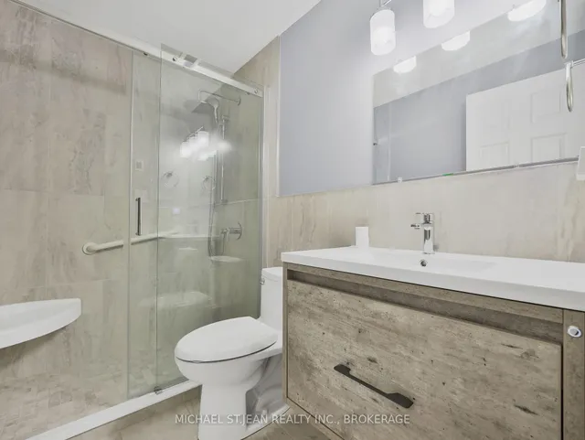 Additional image 27 of 36 James St Unit 703