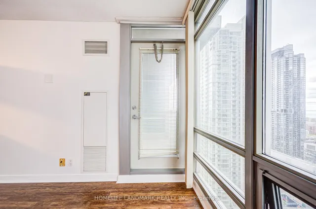 Additional image 10 of 81 Navy Wharf Crt Unit 2807