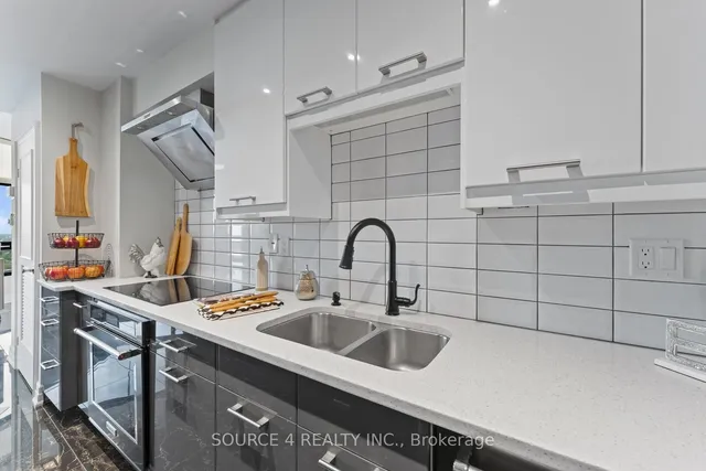 Additional image 16 of 1300 Bloor St Unit PH 7