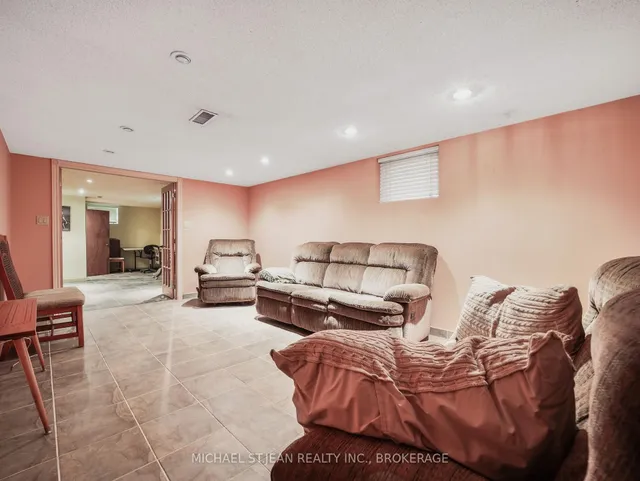 Additional image 26 of 82 Deschene Ave