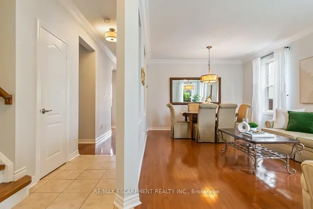 Additional image 3 of 7107 Appletree Lane