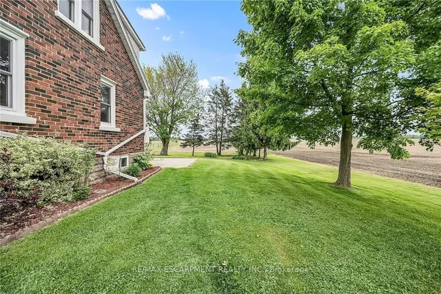 Additional image 28 of 2439 Wilson St