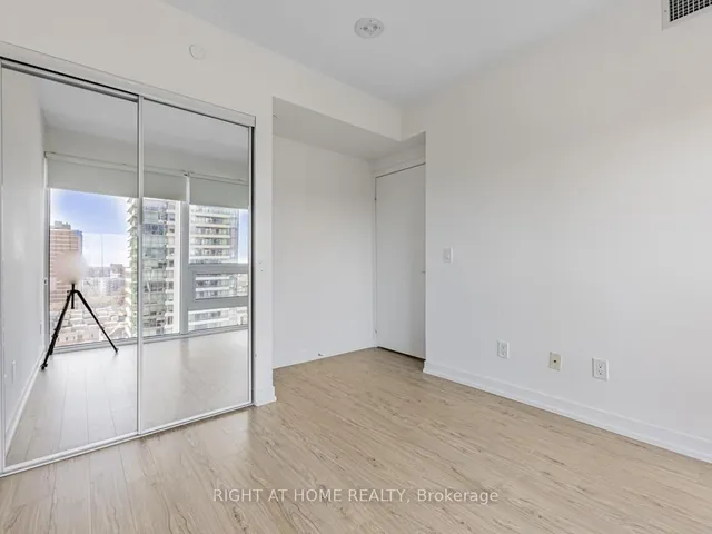 Additional image 23 of 85 Wood St Unit 1615