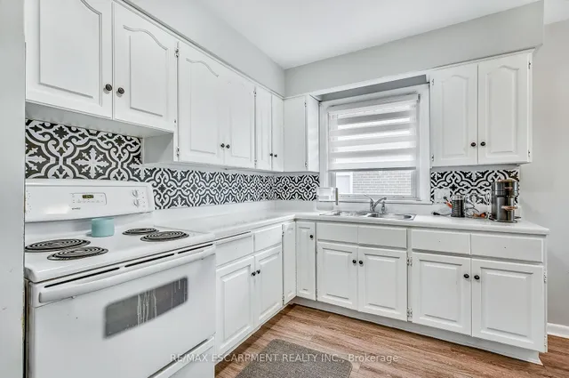 Additional image 18 of 379 East 18th St