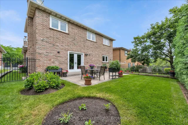 Additional image 36 of 1478 Kenilworth Cres