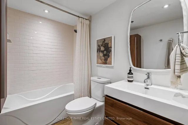 Additional image 17 of 363 Sorauren Ave Unit 102