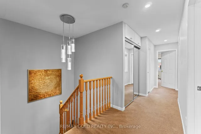 Additional image 24 of 14 Twisted Oak St