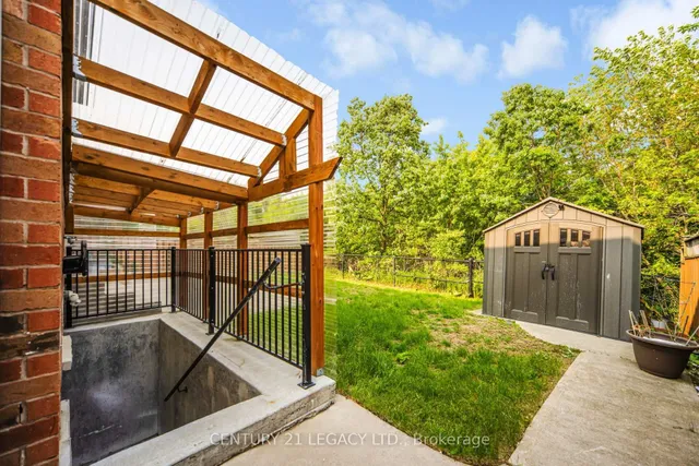 Additional image 48 of 28 Sunnybrook Cres