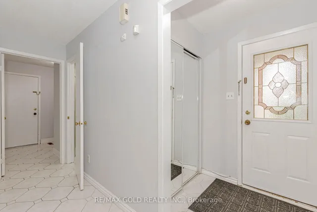 Additional image 2 of 16 Polygon Crt