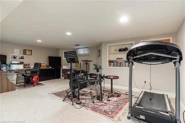 Additional image 40 of 9 Harbour Dr