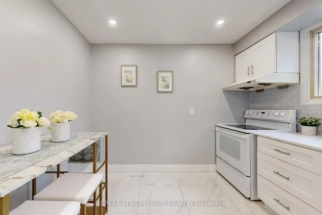 Additional image 17 of 10 Townsend Rd