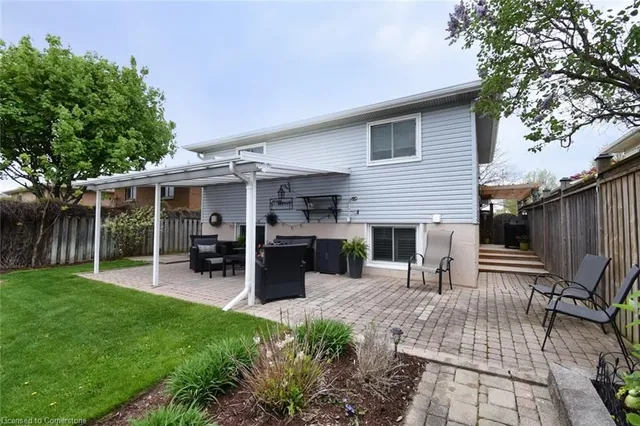 Additional image 41 of 101 Highbury Dr