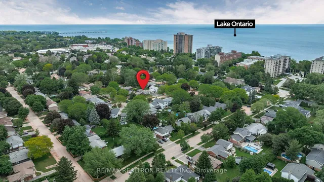 Additional image 47 of 5198 Broughton Cres