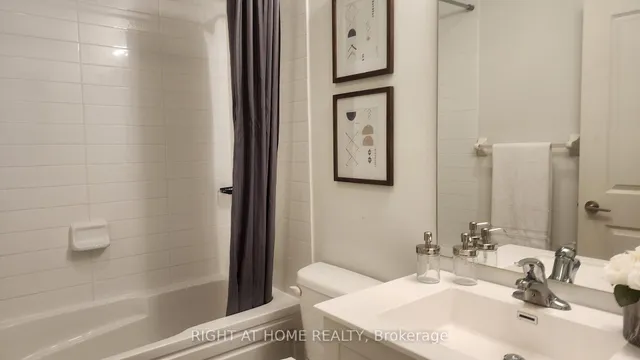 Additional image 19 of 39 Annie Craig Dr Unit 803