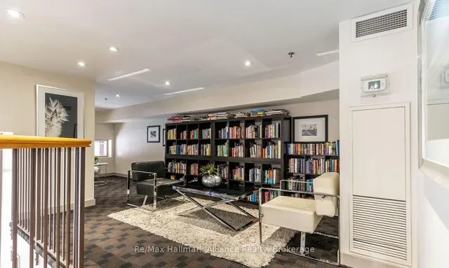 Additional image 9 of 1369 Bloor St Unit 910