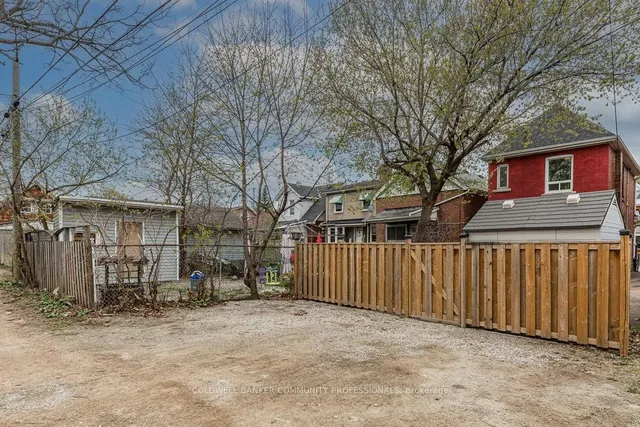 Additional image 47 of 208 Balmoral Ave